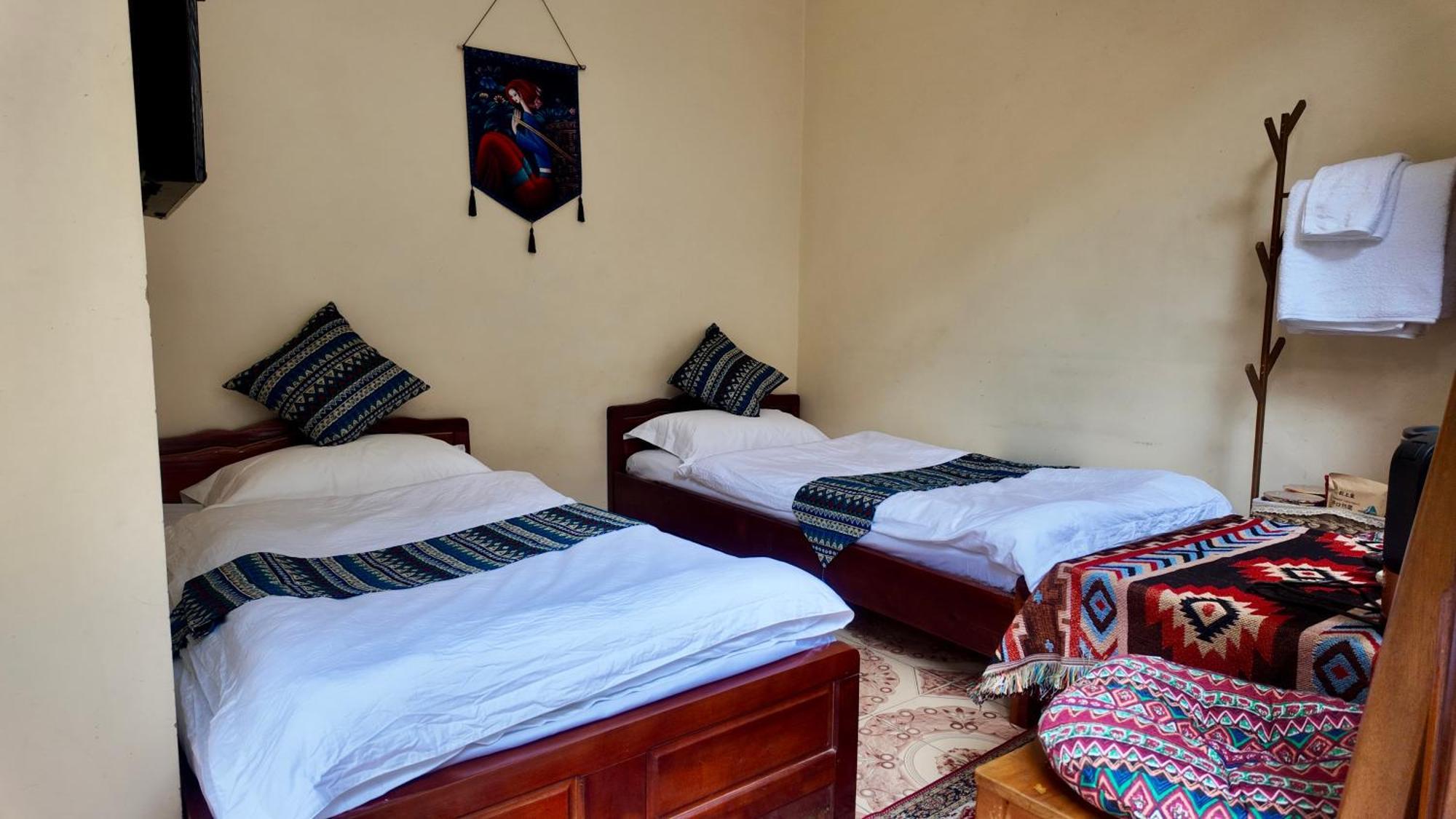 Lien Huong 145A Hotel Hà Giang Eksteriør billede